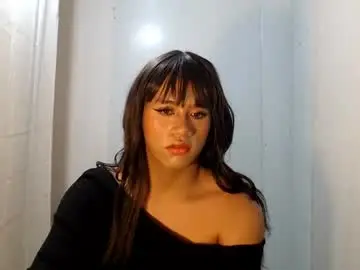 Chaturbate Free Porn Cam of naughtyhot_star19