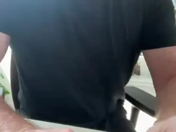 Chaturbate Live Sex Cam of surfstar81