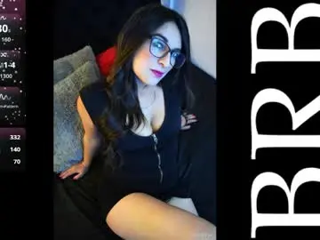 Chaturbate Live Porn of mia_miller17