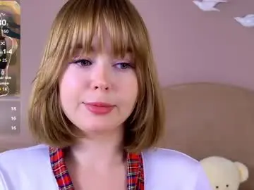 Chaturbate Live Sex Cam of elaravance