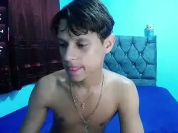 Chaturbate Live Porn of loganevans8