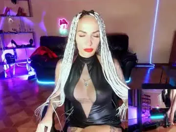 Chaturbate Adult Webcam of monicamaxwell2