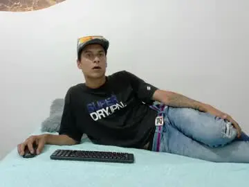Chaturbate Watch Live Sex Cams of cameronsilverman