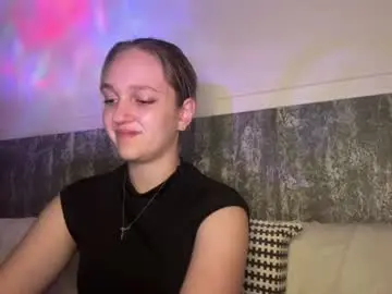Chaturbate Free Porn Cam of kiramoon_8