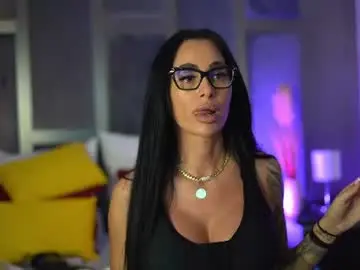 Chaturbate Best Webcam of laravoss