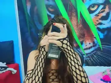 Chaturbate Nude Webcam of ambel_rose