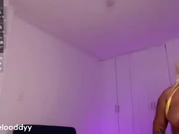 Chaturbate Free Live Porn of melooddyy