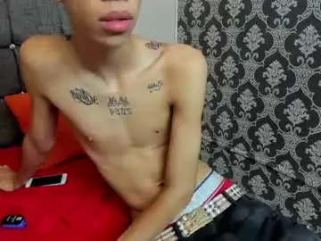 Chaturbate Nude Webcam of zack_horny19