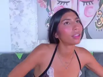 Chaturbate Live Sex Cam of taty_miller