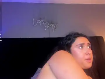 Chaturbate Free Live Porn of isaxcurves