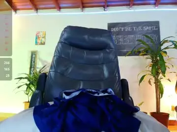 Chaturbate Free Live Porn of colin_stone