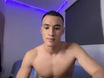 Chaturbate Sex Cam of leo_delveyy