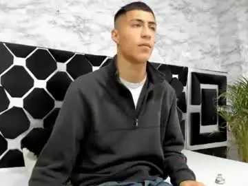 Chaturbate Adult Webcam of mr_porn_9