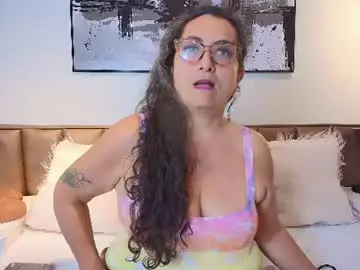 Chaturbate Adult Video Chat of alessandraleroy