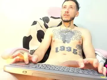 Chaturbate Sex Cam of liam_and_vailolet_