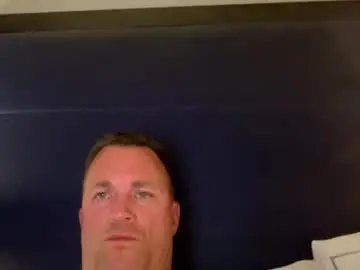 Chaturbate Live Sex Cam of bigger22332233