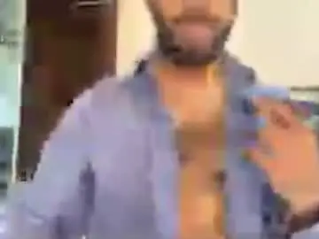 Chaturbate Live Sex of hairy_alpha_beast