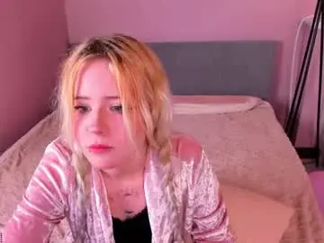 Chaturbate Watch Live Sex Cams of kiki_peach