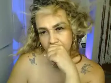 Chaturbate Best live sex cam show of aunty_milf