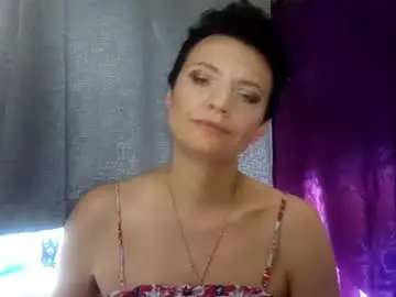 Chaturbate Sex Chat of hotmamaqueen234