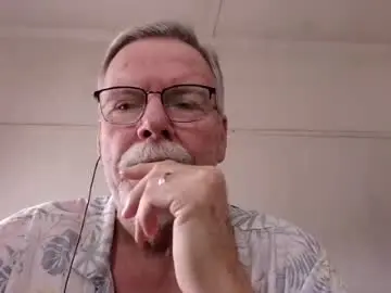 Chaturbate Watch Live Sex Cams of lovemysmallcockbear