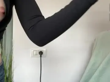 Chaturbate Live Sex Cam of blondevenom