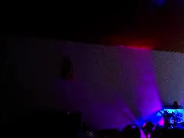 Chaturbate Live Sex of cherryy_bombshelll