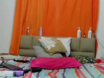 Chaturbate Adult Video Chat of lilybaudyn_