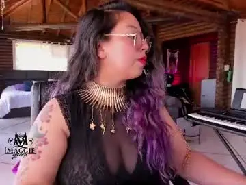 Chaturbate Live Porn of maggie_queen
