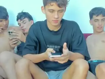 Chaturbate Live Sex of pelusos_mens