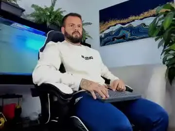 Chaturbate Live Sex of johnnygrayson_
