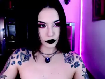 Chaturbate Live Sex Cam of emearld_black