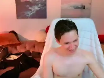 Chaturbate Live Porn of meverik_oushen
