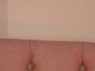 Chaturbate Watch Live Sex Cams of lia_velez_