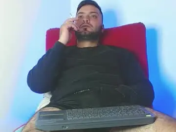 Chaturbate Free Porn Cam of robert_leroy