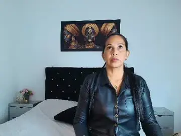 Chaturbate Live Porn of shanon_mature_