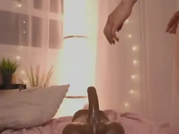Chaturbate Sex Cam of sky_dkt