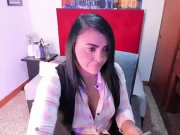 Chaturbate Live Sex Cam of estrellasmmith