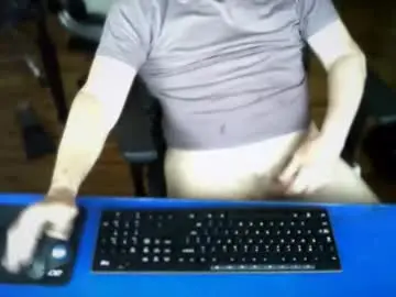 Chaturbate Live Sex Cam of guesswhatigot2