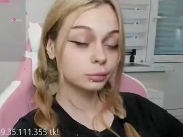 Chaturbate Sex Chat of melonipinkbb