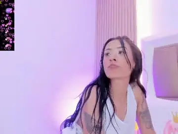 Chaturbate Live Sex Cam of emily_rivas_