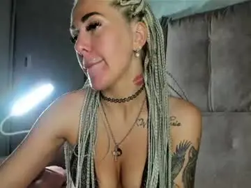 Chaturbate Free Live Porn of kiramagnolia
