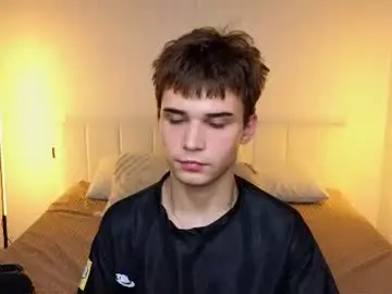 Chaturbate Live Sex of simonboy592