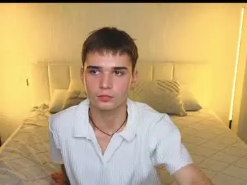 Chaturbate Nude Webcam of simonboy592