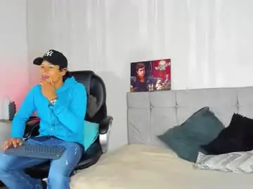 Chaturbate Free Live Porn of tommyhot7