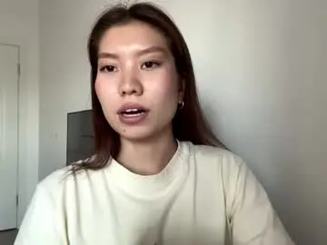 Chaturbate Live Sex Cam of brittmcnairy
