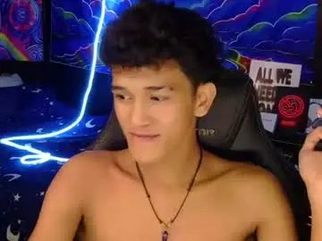 Chaturbate Watch Live Sex Cams of ken_bigcockxx