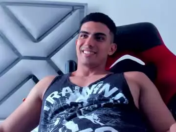 Chaturbate Nude Webcam of danterouxx