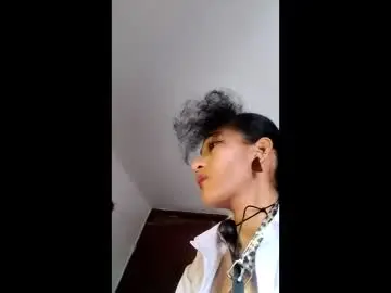 Chaturbate Private Sex Chat of amelie__martinez