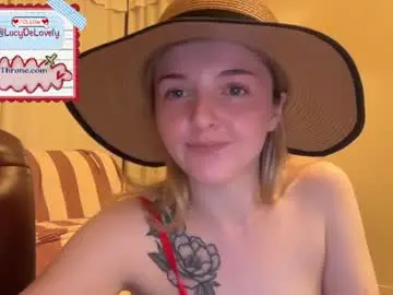 Chaturbate Best live sex cam show of lucydelovely